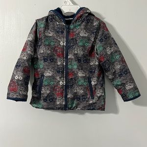 Toddler boy jacket. Size 3t preowned but in good condition!